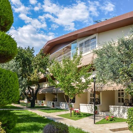 Gurel Garden House Motel Кючуккую Екстериор снимка